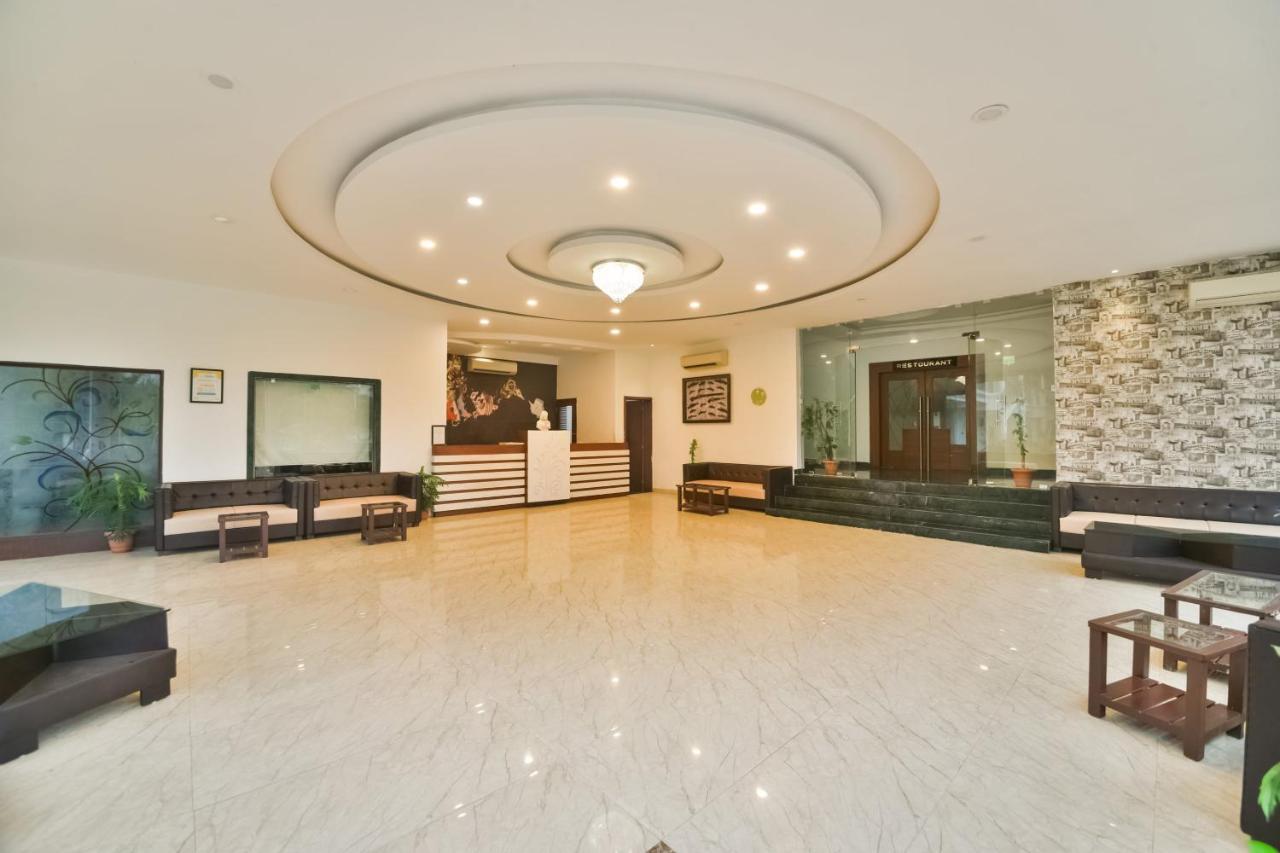 Palette - The Elegance Resort Chittorgarh Exterior foto